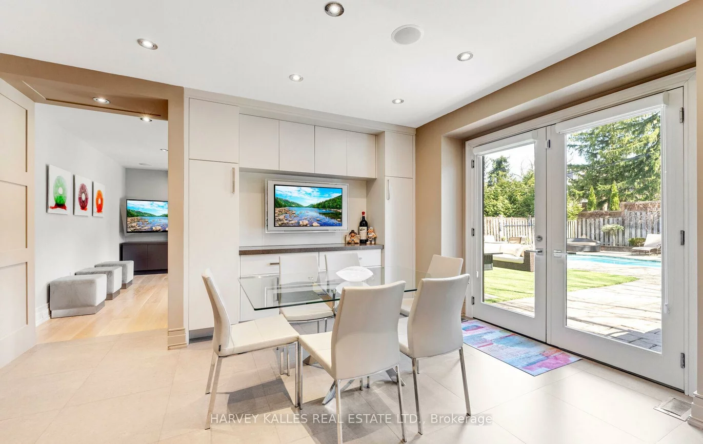 7, Dunloe, Forest Hill South, Toronto