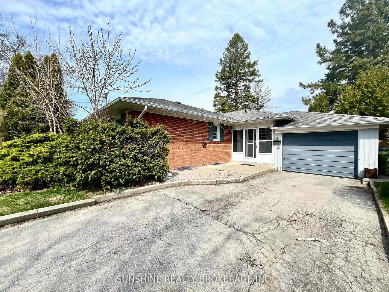 65, Wigmore, Victoria Village, Toronto