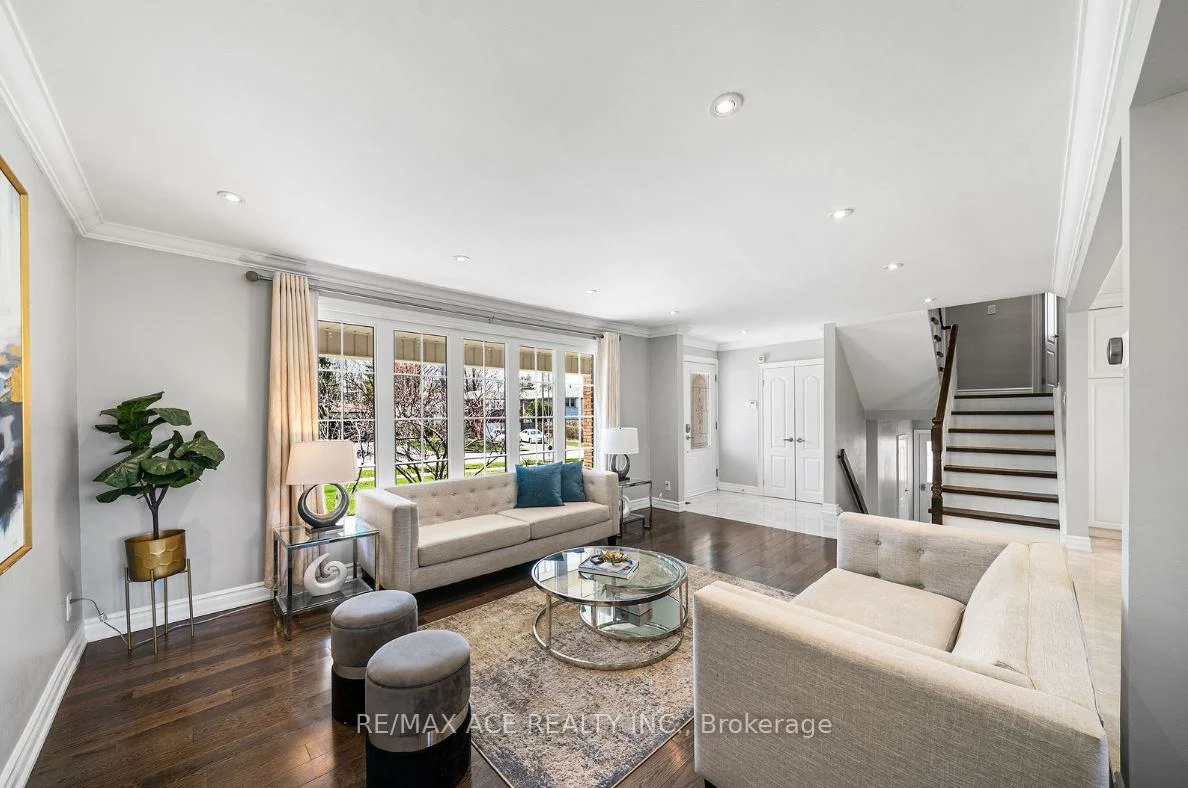 6, Oldborough, Don Valley Village, Toronto