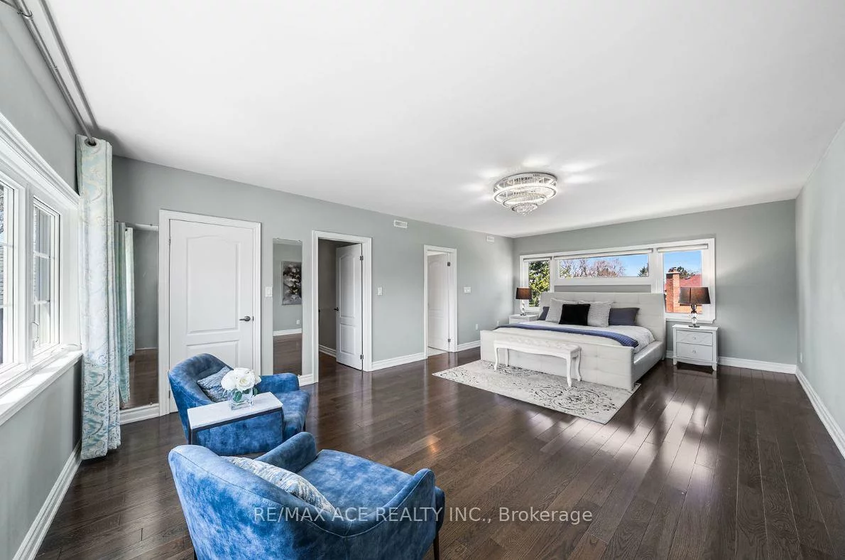 6, Oldborough, Don Valley Village, Toronto