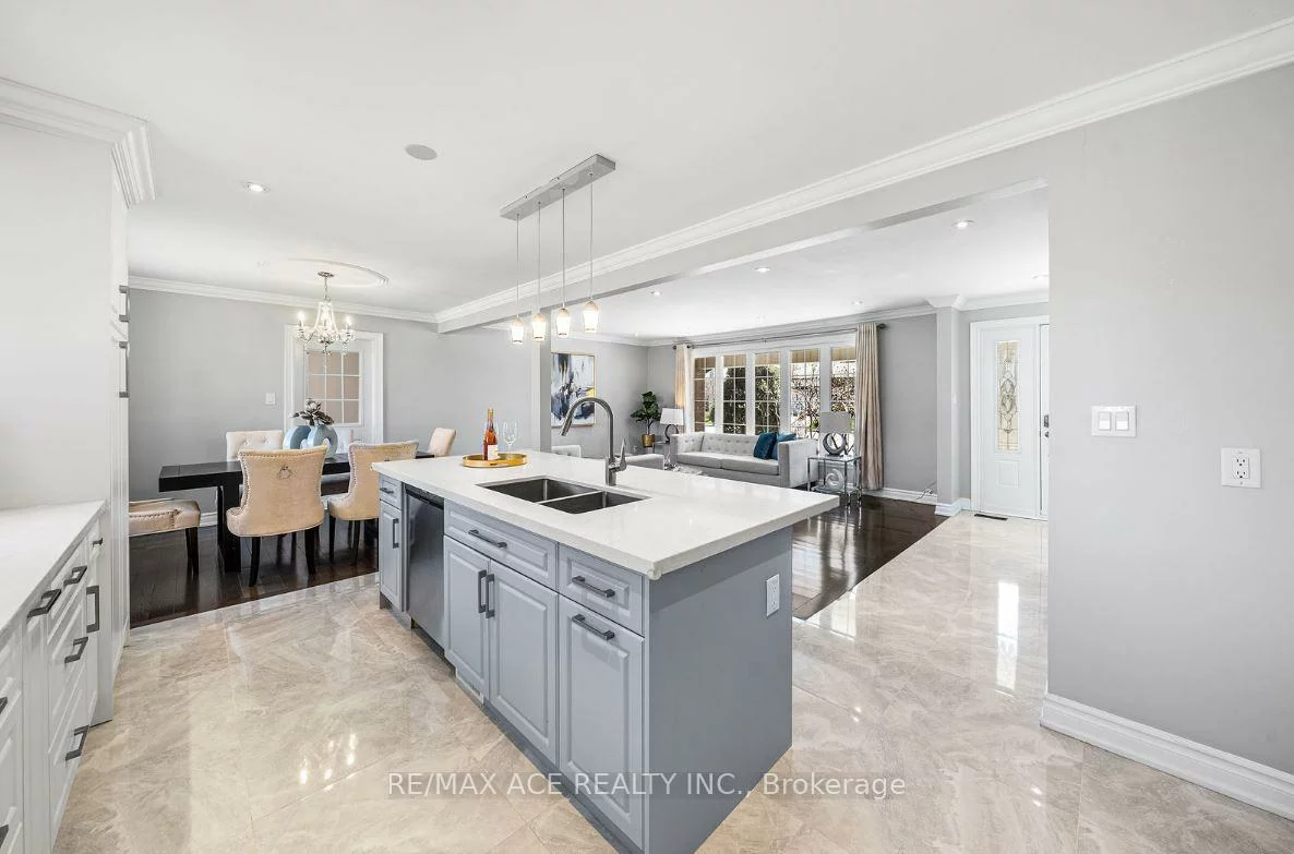 6, Oldborough, Don Valley Village, Toronto