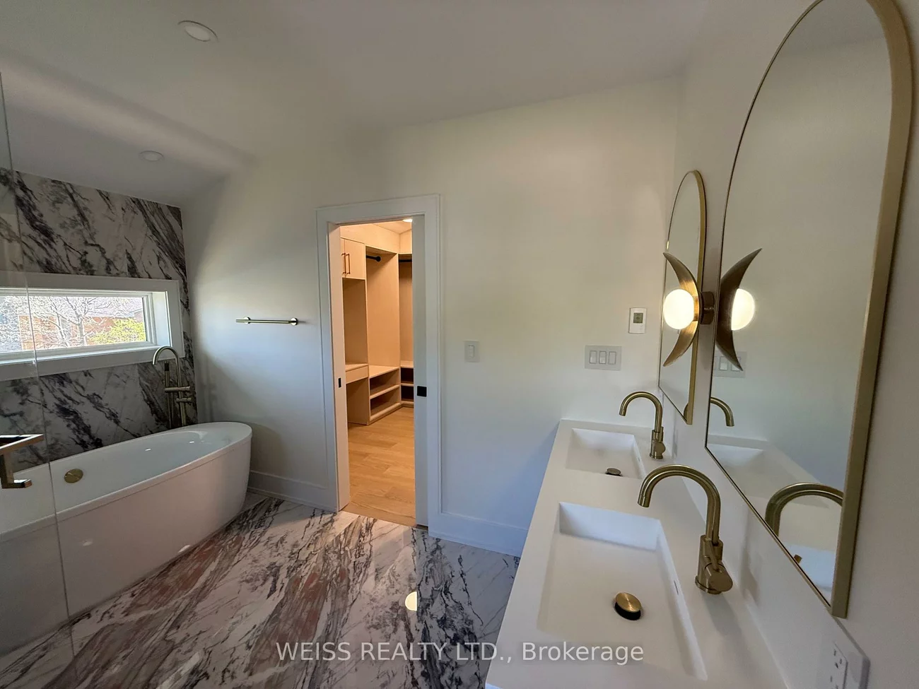 137, Bannockburn, Bedford Park-Nortown, Toronto