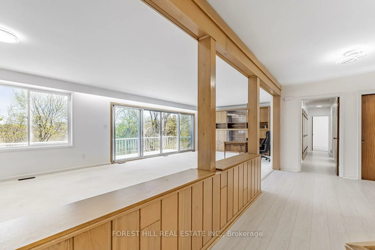 10, Courtwood, Bayview Village, Toronto