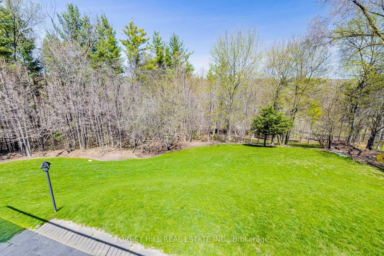 10, Courtwood, Bayview Village, Toronto