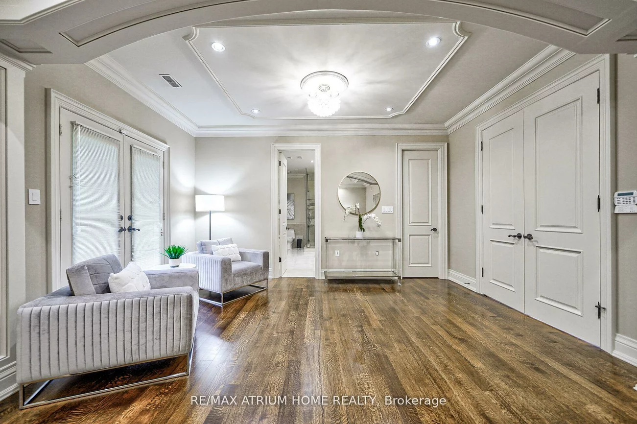 18, Heathcote, St. Andrew-Windfields, Toronto