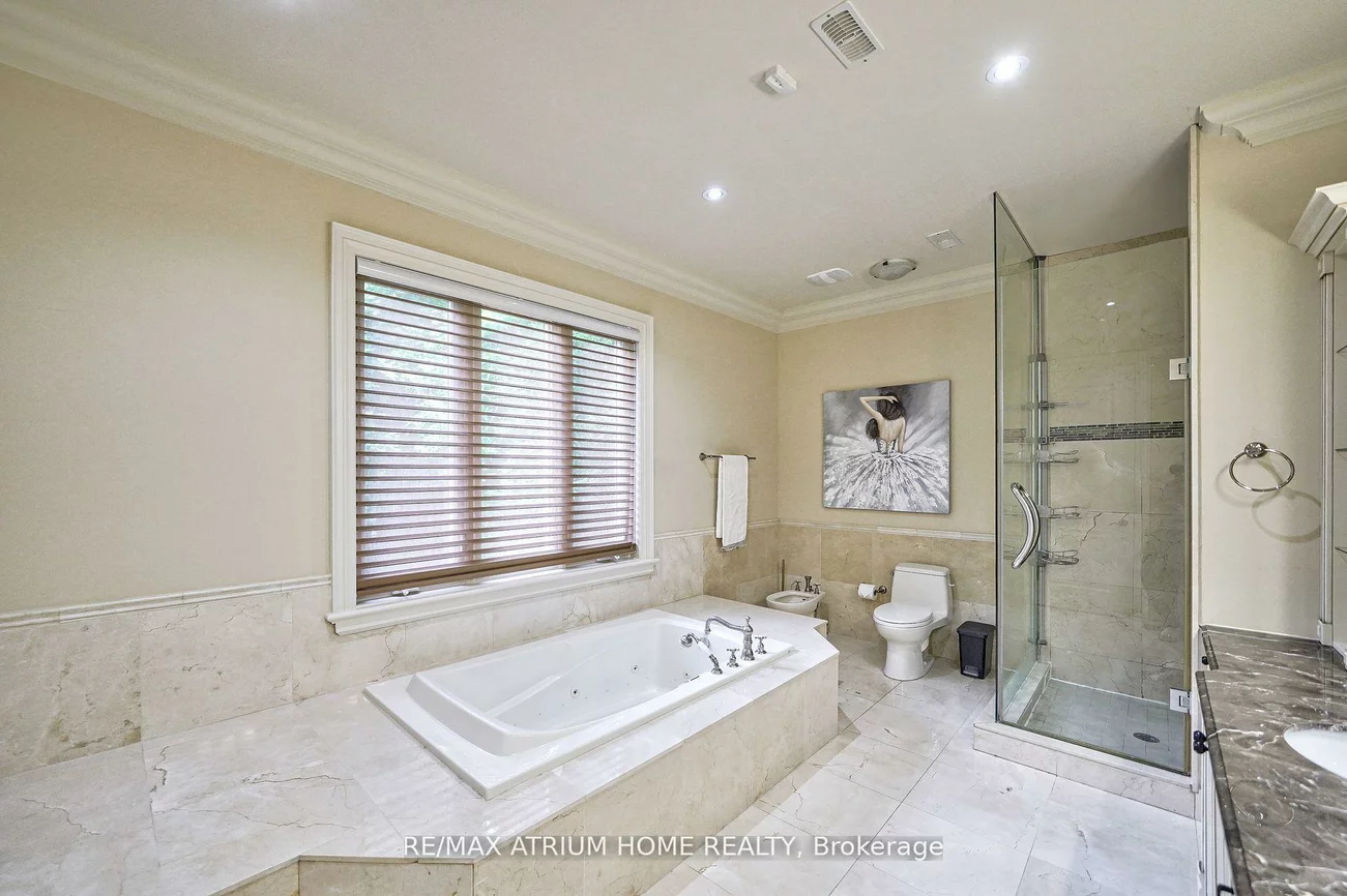 18, Heathcote, St. Andrew-Windfields, Toronto