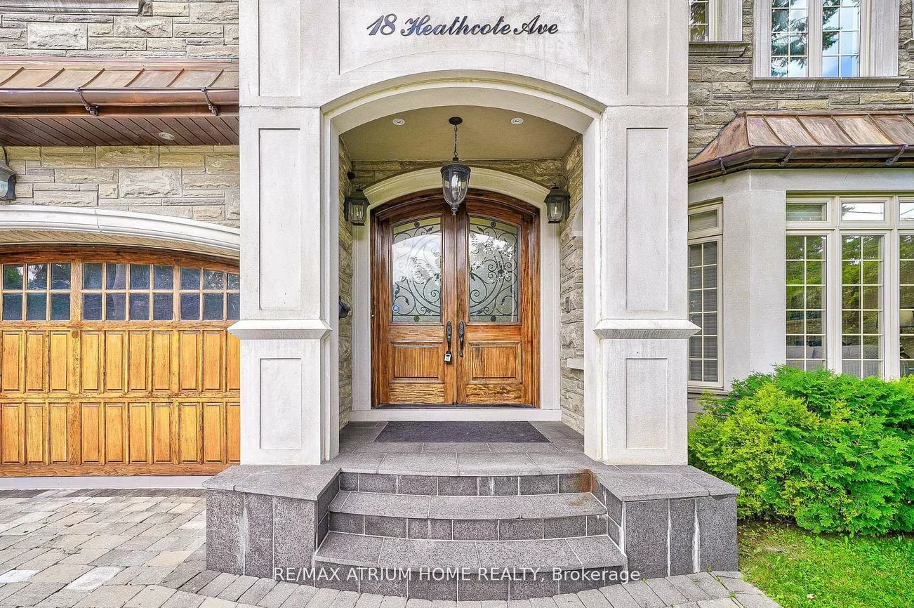 18, Heathcote, St. Andrew-Windfields, Toronto