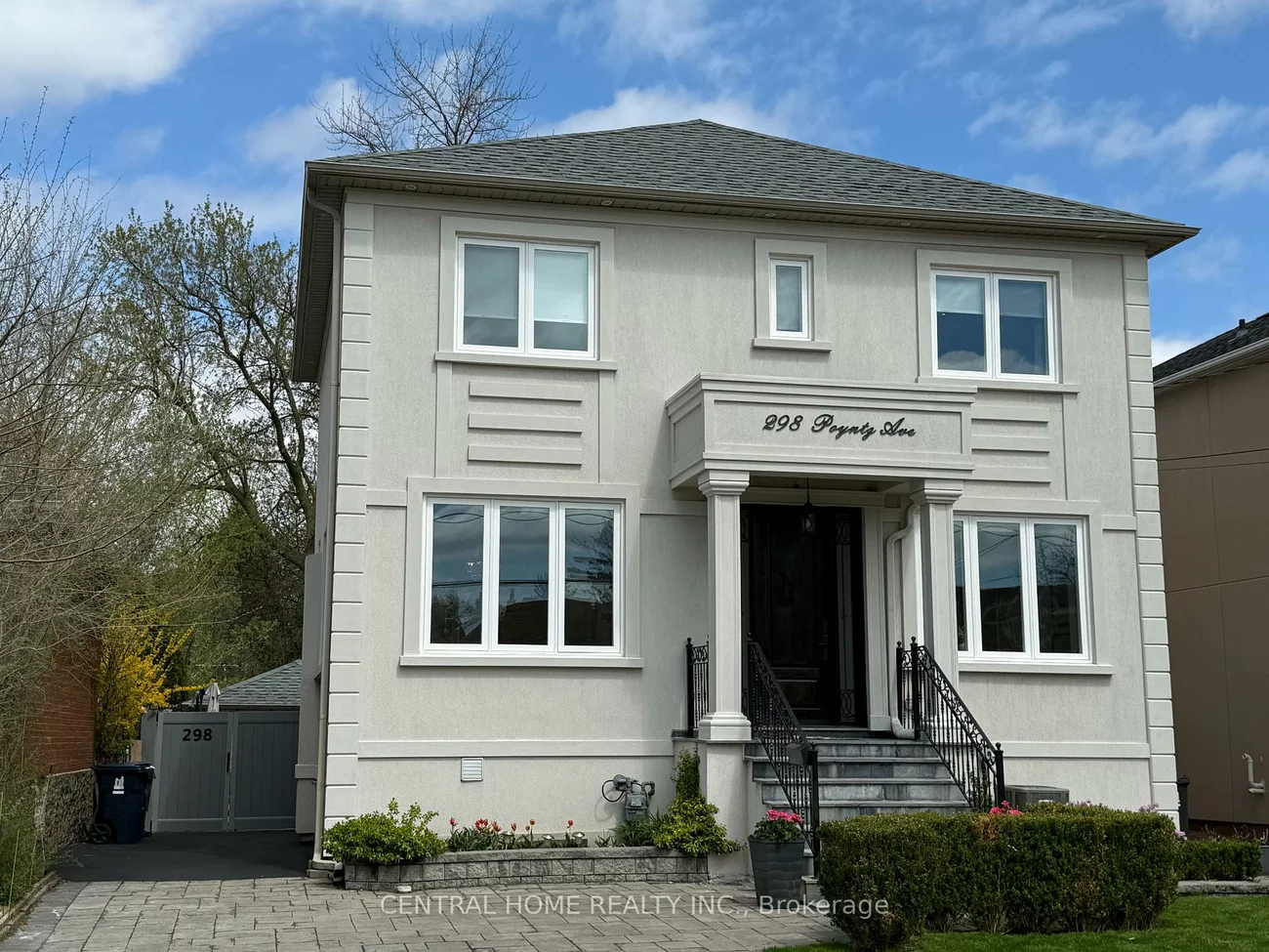 298, Poyntz, Lansing-Westgate, Toronto