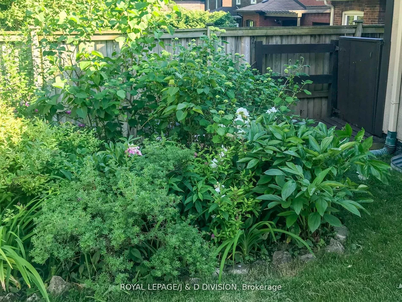 77, College View, Forest Hill South, Toronto