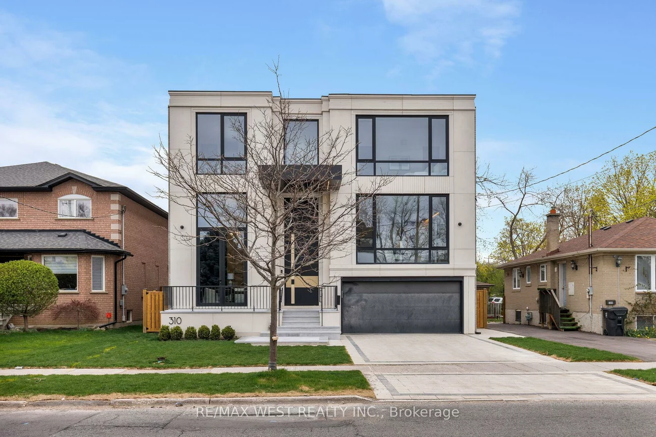 310, Patricia, Newtonbrook West, Toronto