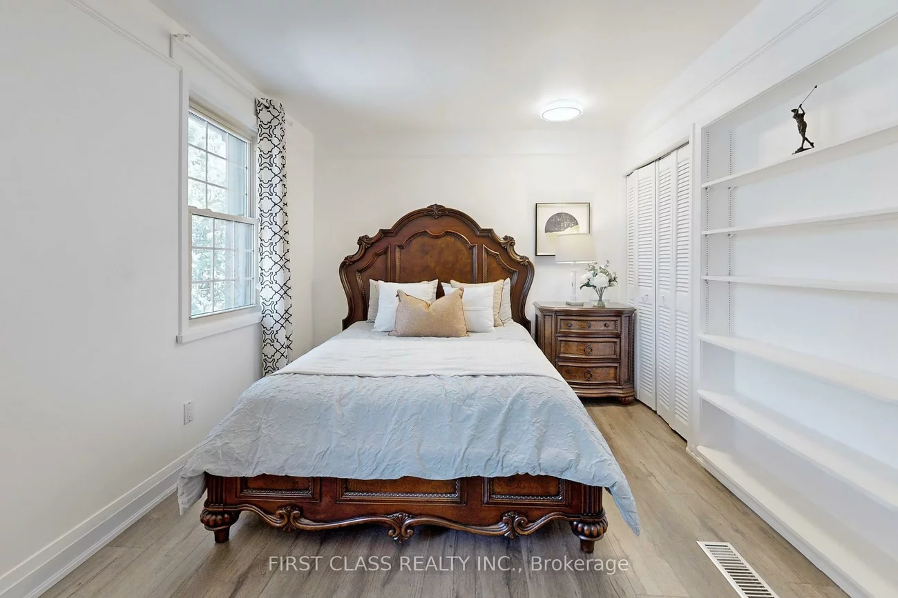 2950, Bayview, Willowdale East, Toronto