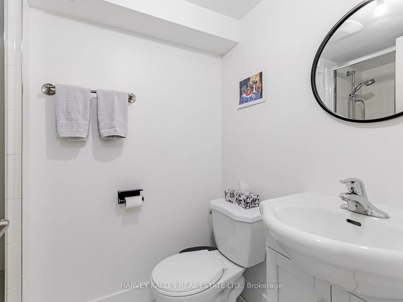 736, Glencairn, Englemount-Lawrence, Toronto