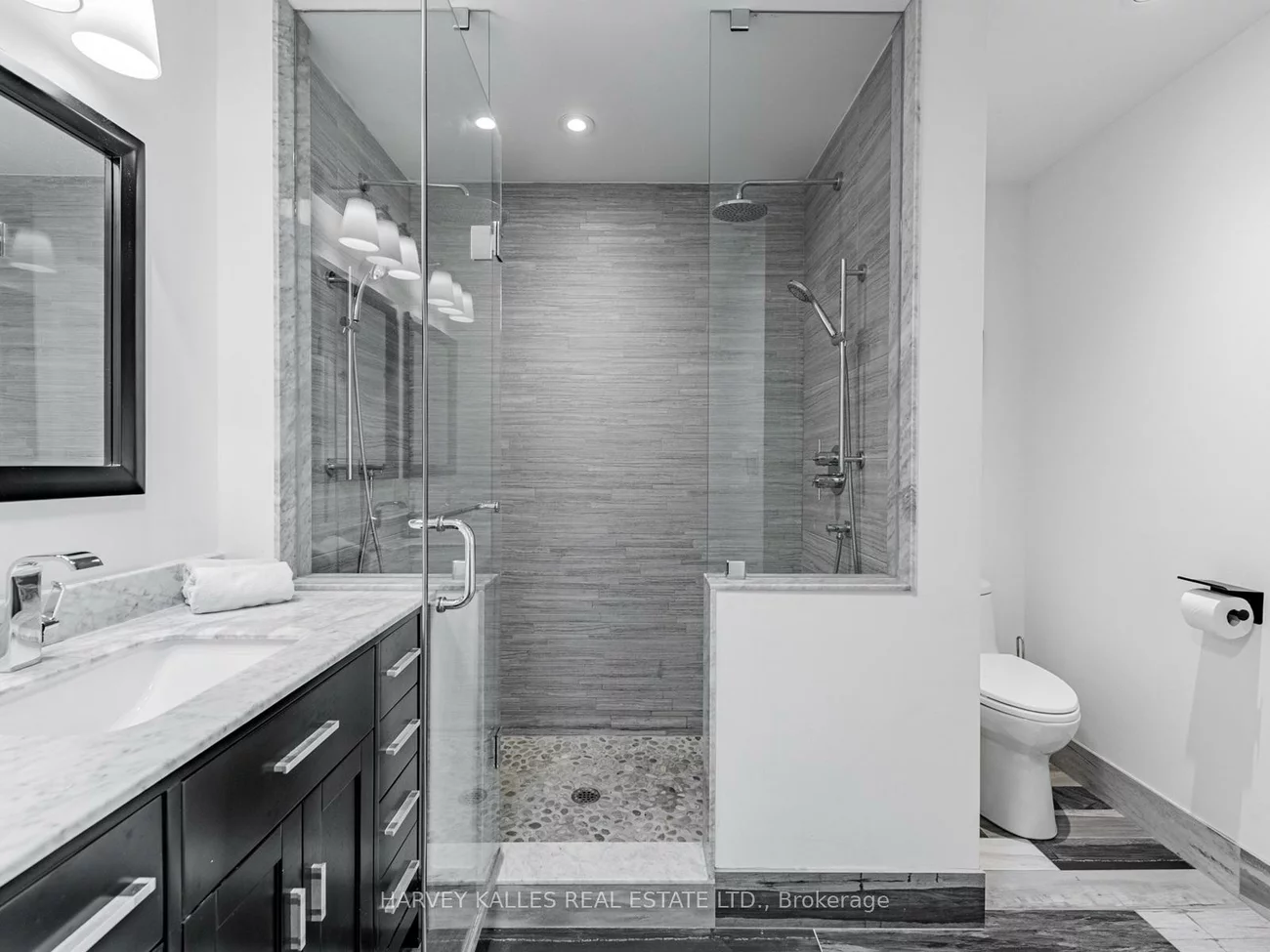 736, Glencairn, Englemount-Lawrence, Toronto