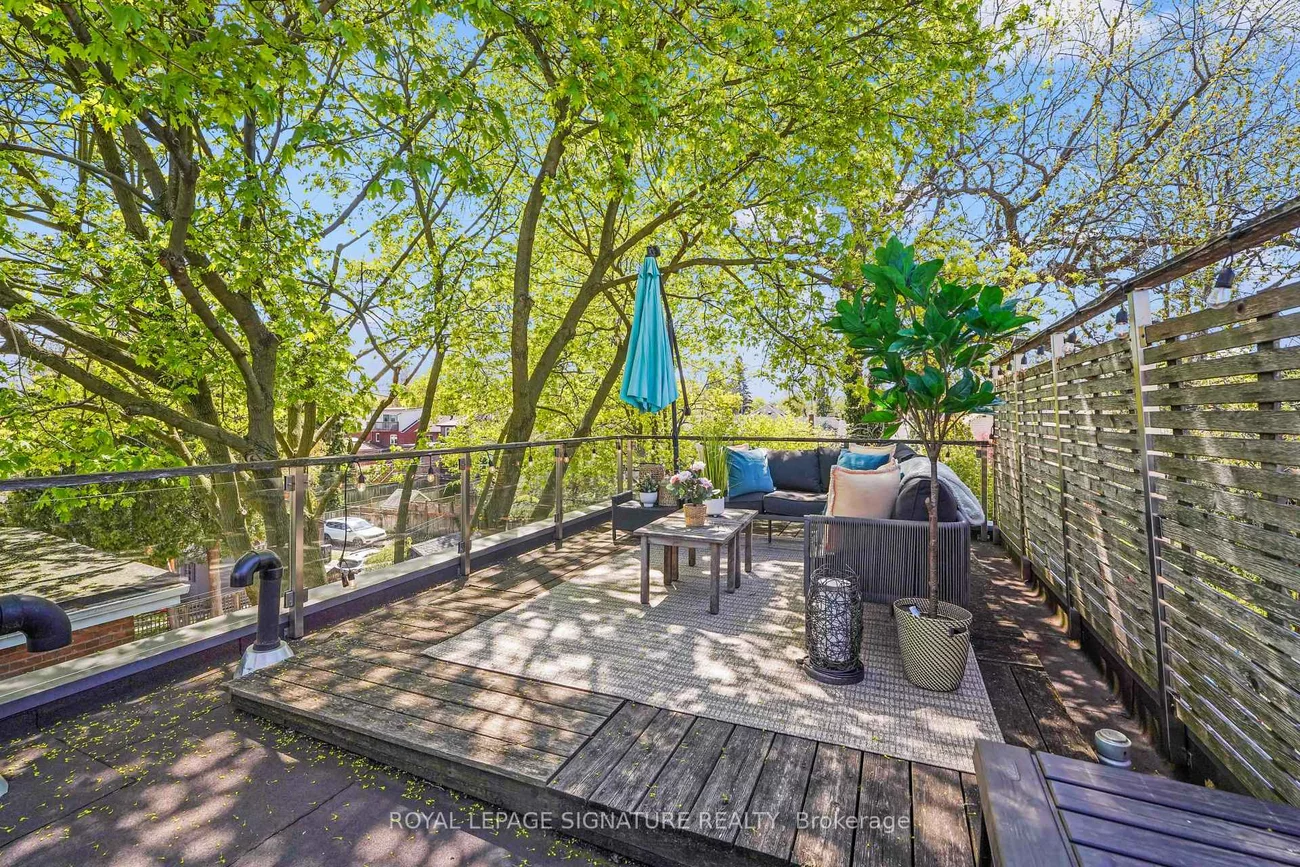 215, Bowood, Lawrence Park North, Toronto