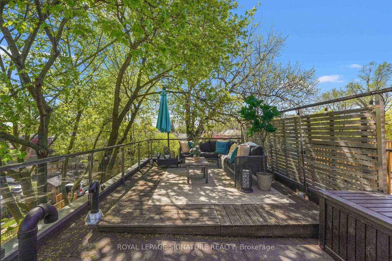 215, Bowood, Lawrence Park North, Toronto