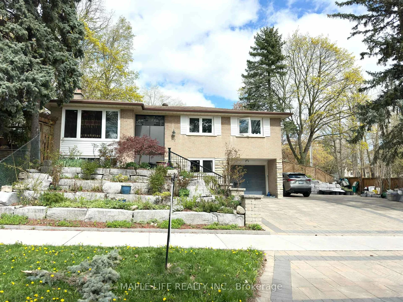 92, Rameau, Hillcrest Village, Toronto