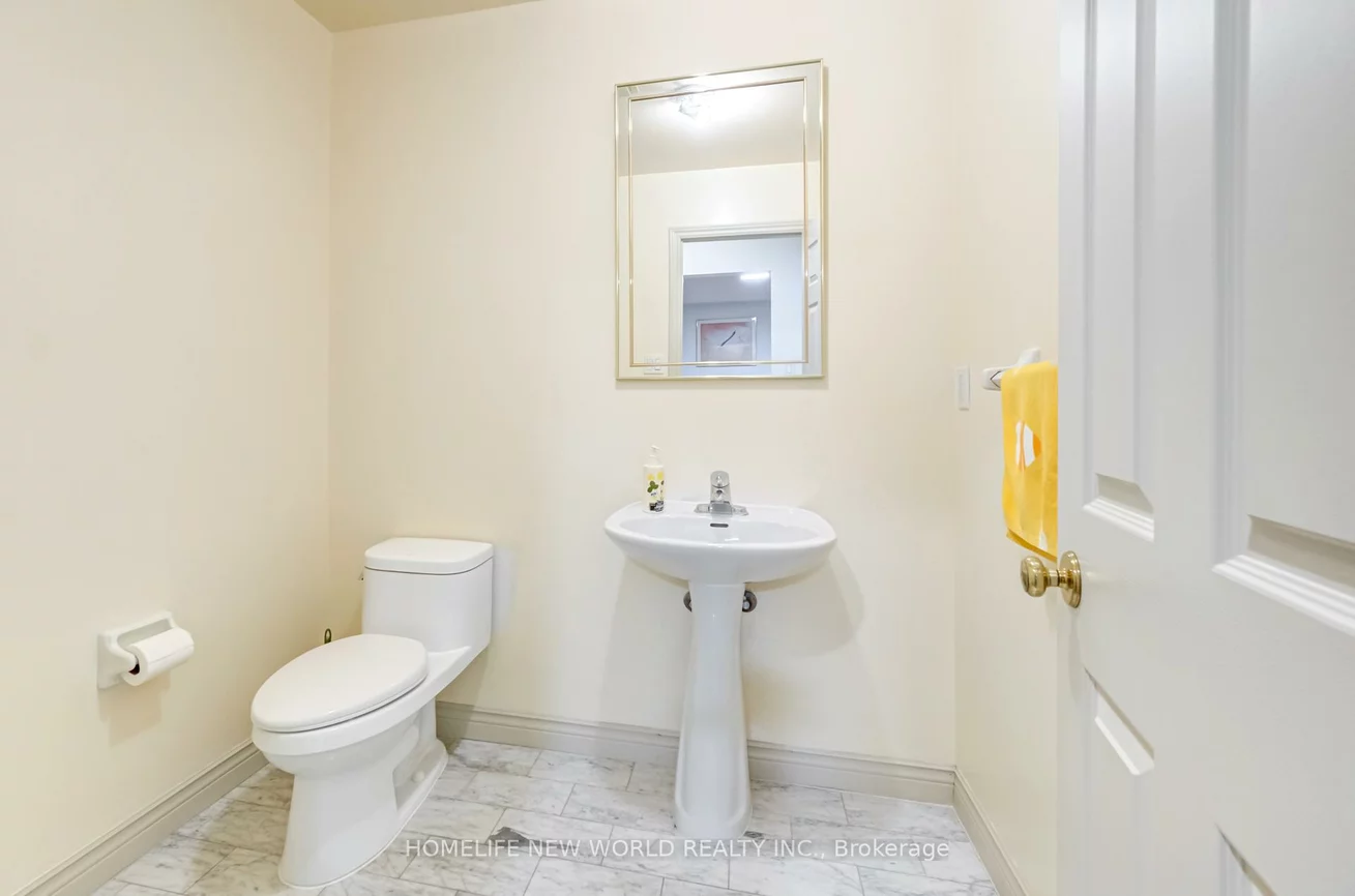 4, Tarbert, Bayview Woods-Steeles, Toronto