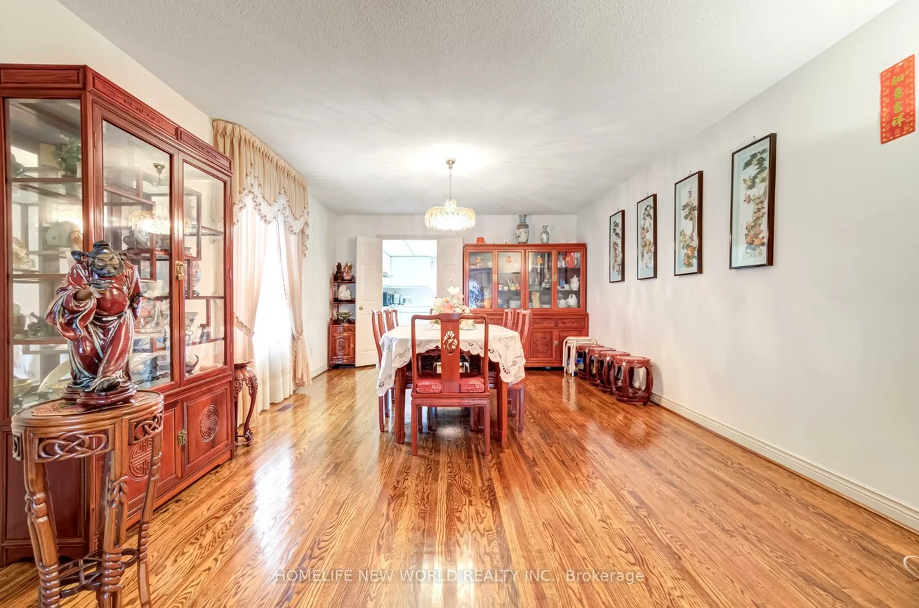 4, Tarbert, Bayview Woods-Steeles, Toronto