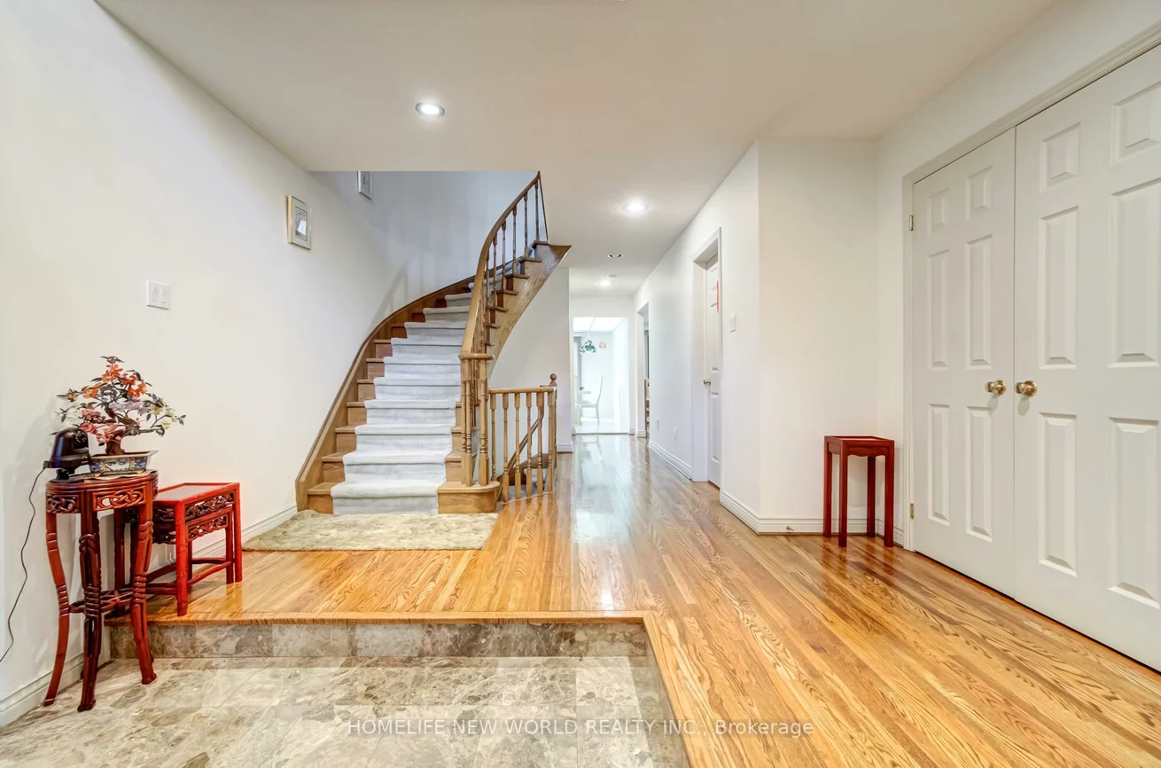 4, Tarbert, Bayview Woods-Steeles, Toronto
