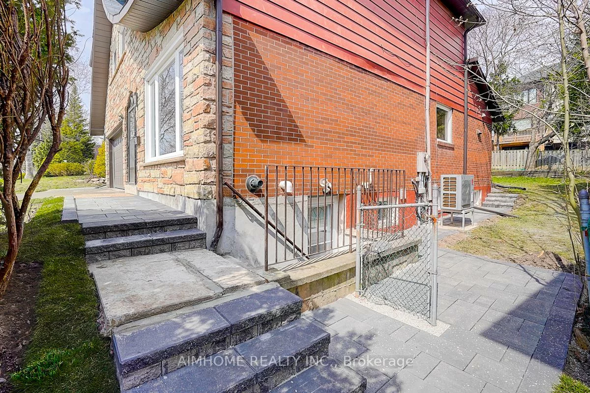 5, O'Shea, Don Valley Village, Toronto