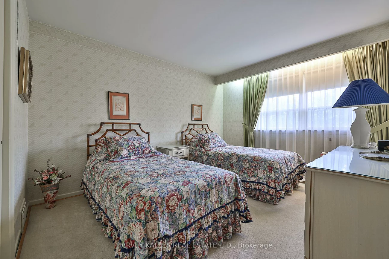 140, Fenn, St. Andrew-Windfields, Toronto