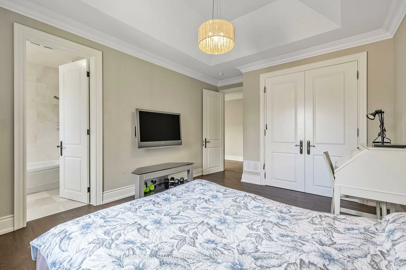 376A, Drewry, Newtonbrook West, Toronto