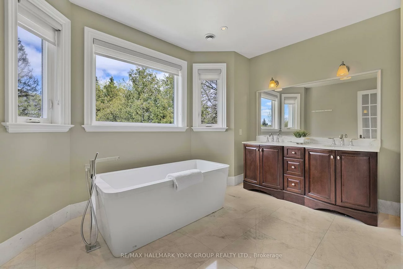 376A, Drewry, Newtonbrook West, Toronto