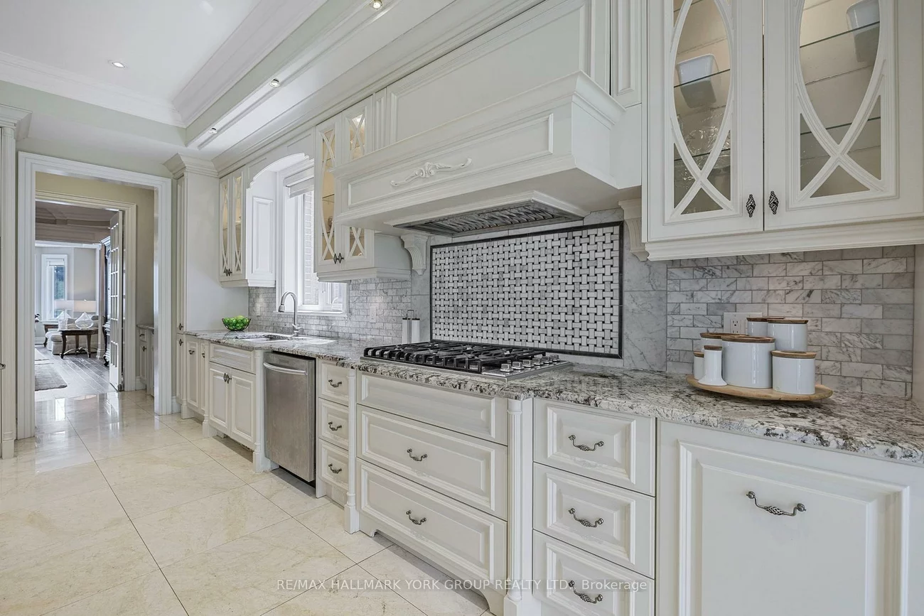 376A, Drewry, Newtonbrook West, Toronto