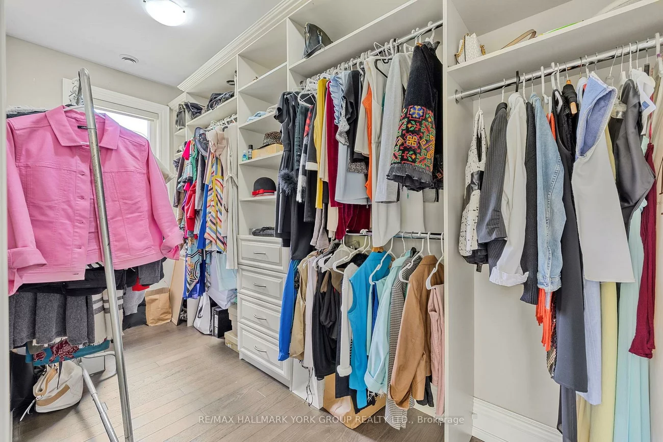 376A, Drewry, Newtonbrook West, Toronto