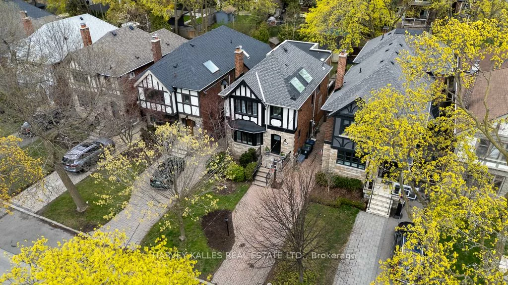 516, St Clements, Forest Hill North, Toronto