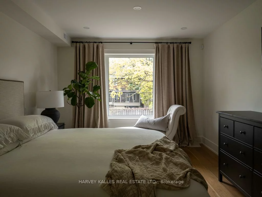516, St Clements, Forest Hill North, Toronto