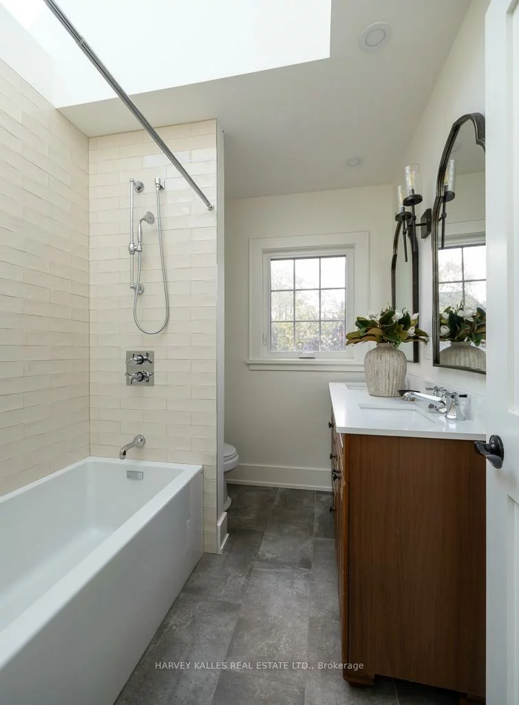 516, St Clements, Forest Hill North, Toronto
