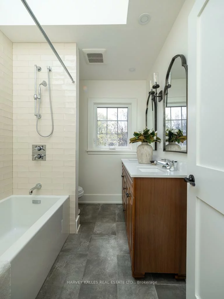 516, St Clements, Forest Hill North, Toronto
