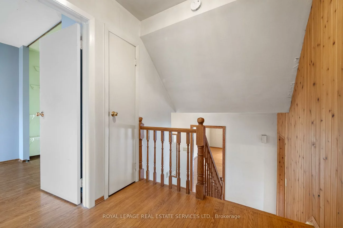 5, Longhope, Don Valley Village, Toronto