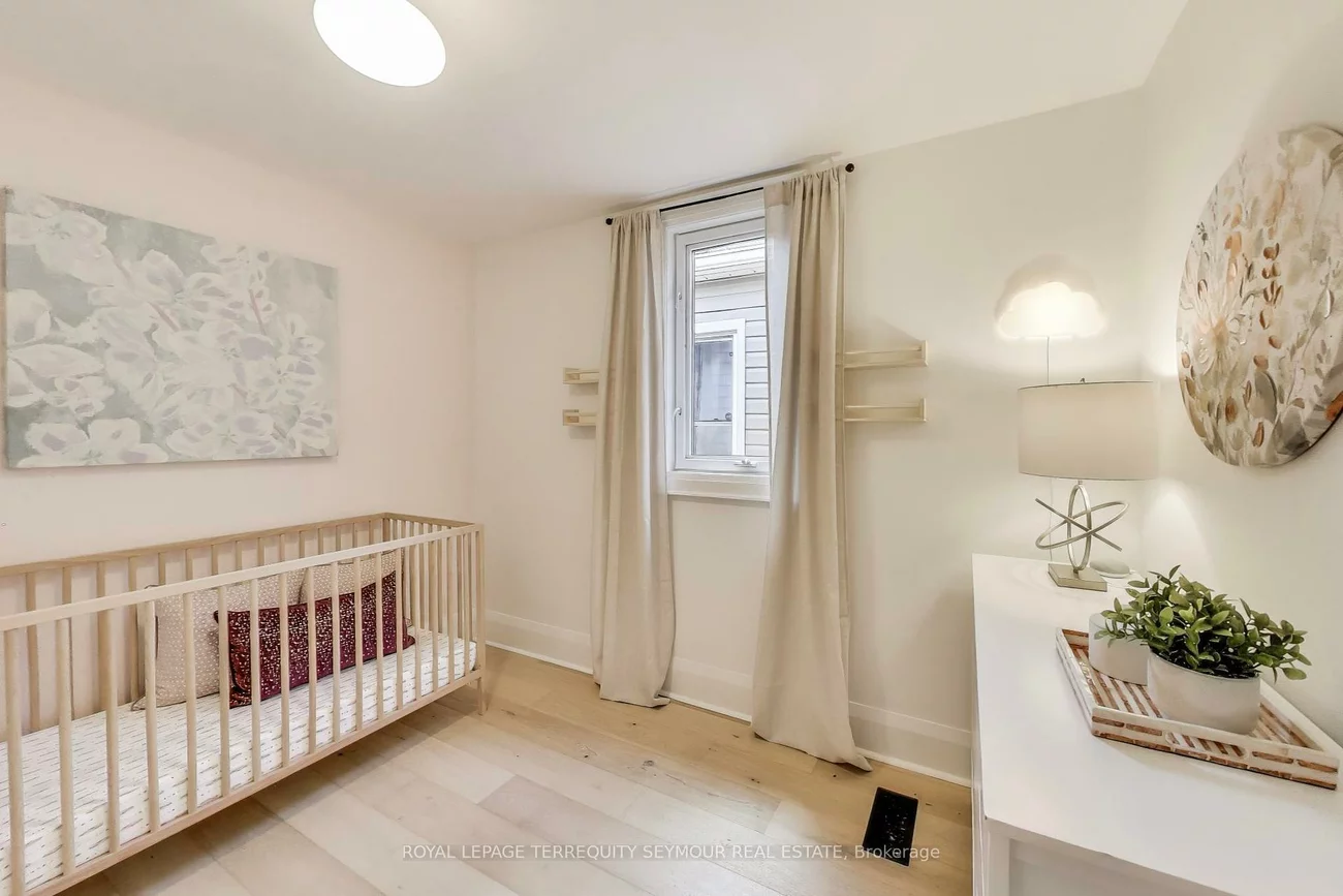 351, Roehampton, Mount Pleasant East, Toronto