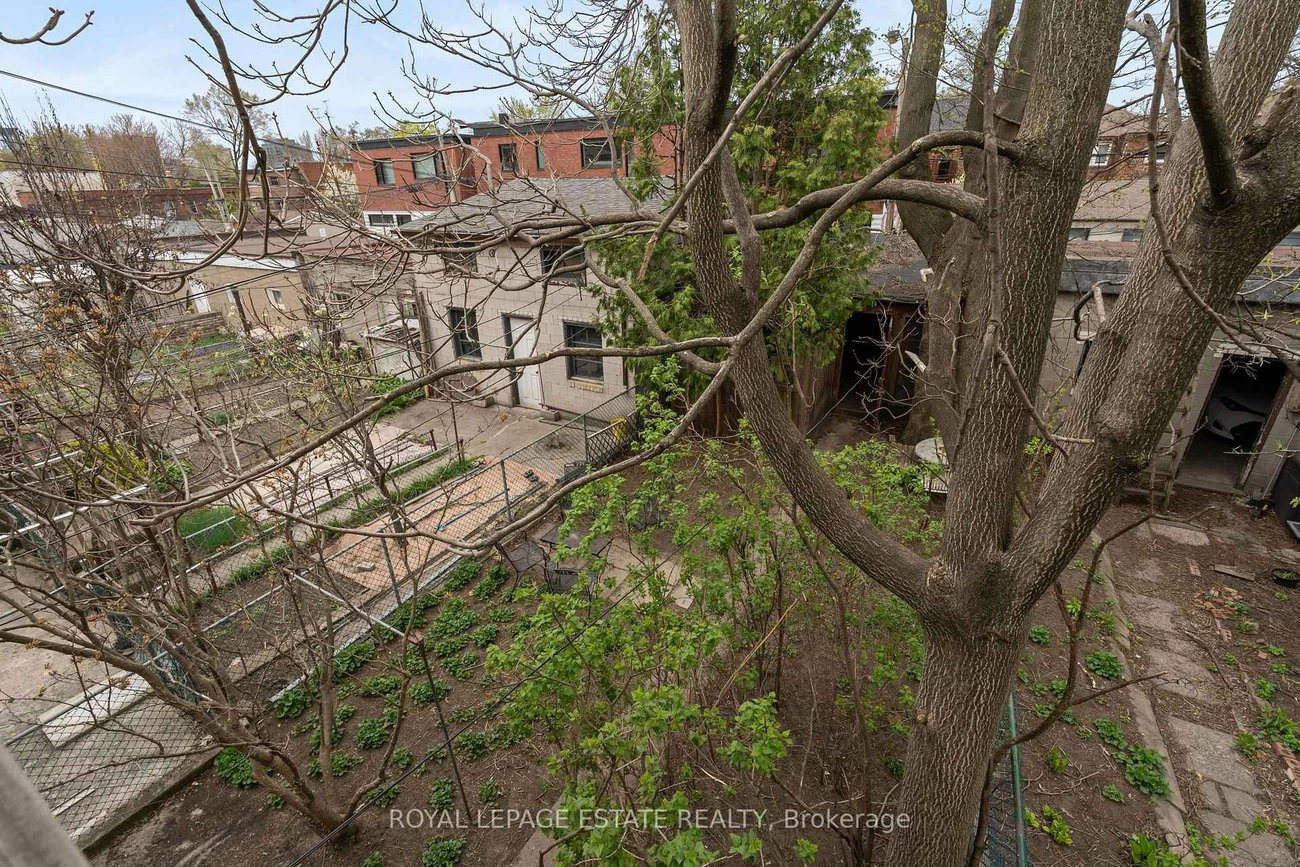 50, Grove, Trinity-Bellwoods, Toronto