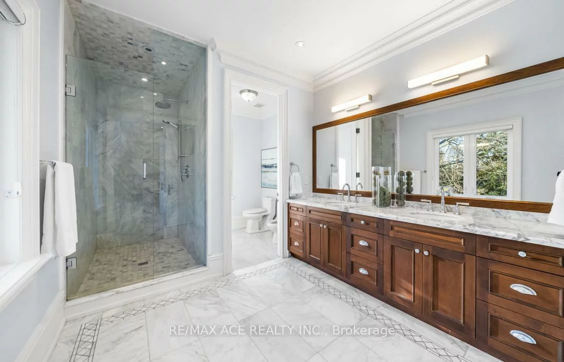 133, Park Home, Willowdale West, Toronto