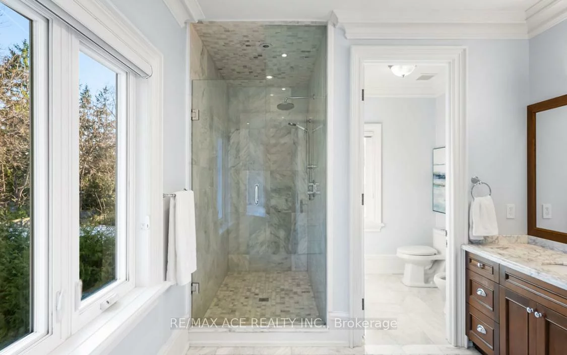 133, Park Home, Willowdale West, Toronto