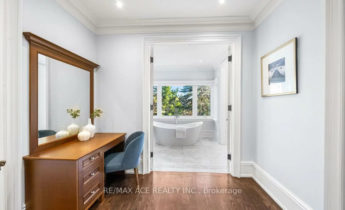 133, Park Home, Willowdale West, Toronto