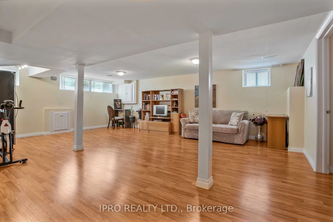162, Goulding, Newtonbrook West, Toronto