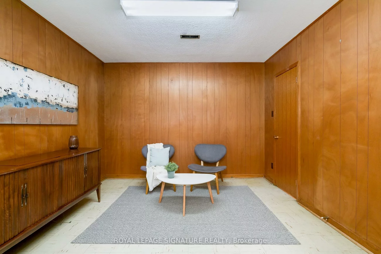 36, Lesgay, Don Valley Village, Toronto