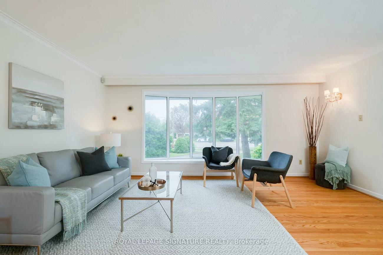 36, Lesgay, Don Valley Village, Toronto