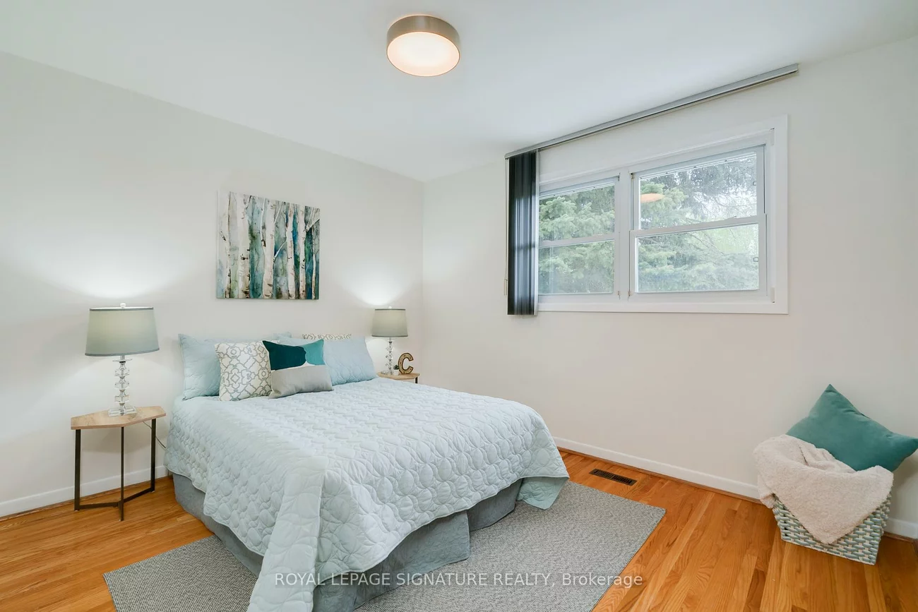 36, Lesgay, Don Valley Village, Toronto