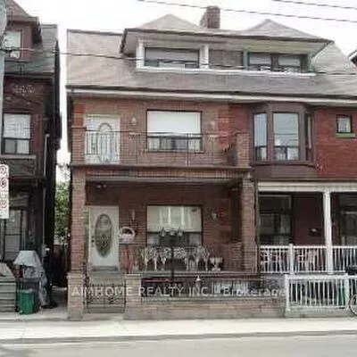 598, Bathurst, Palmerston-Little Italy, Toronto