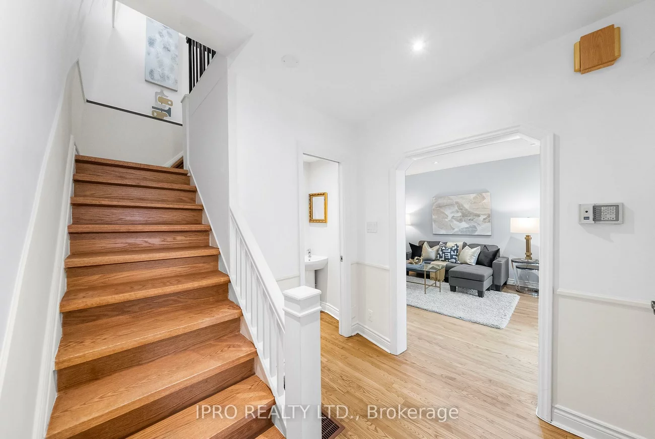 134, Helendale, Yonge-Eglinton, Toronto
