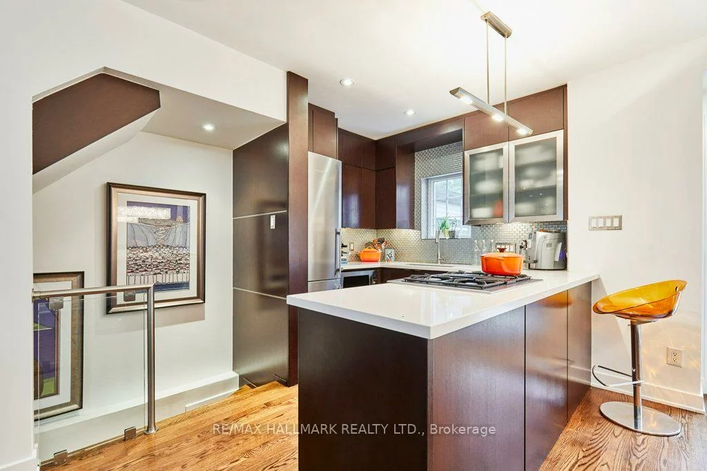 280, Manor, Mount Pleasant East, Toronto