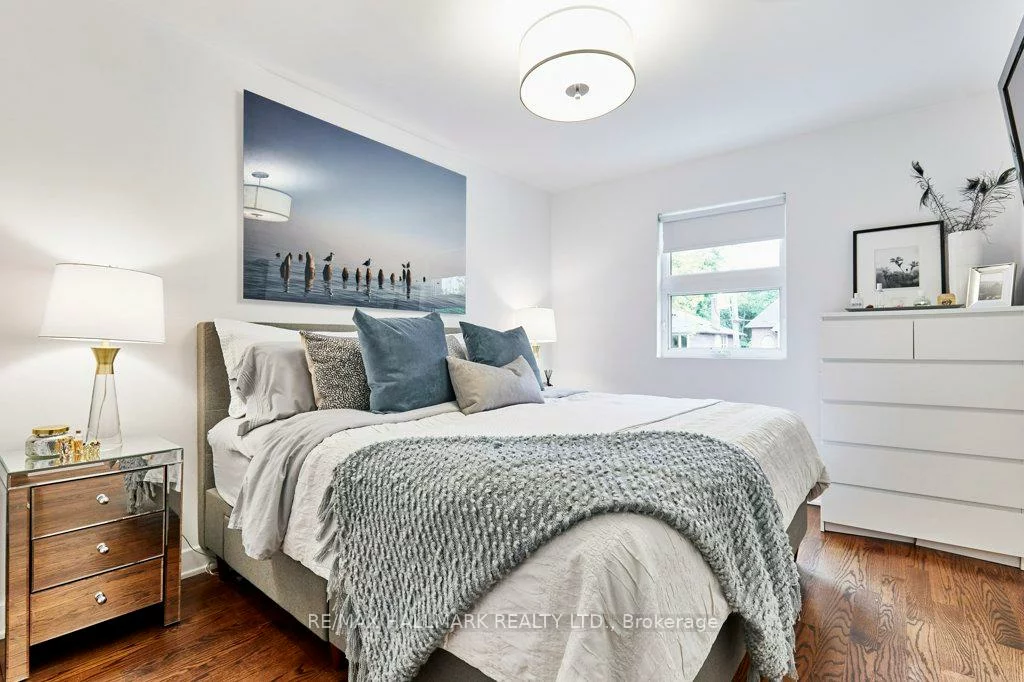 280, Manor, Mount Pleasant East, Toronto