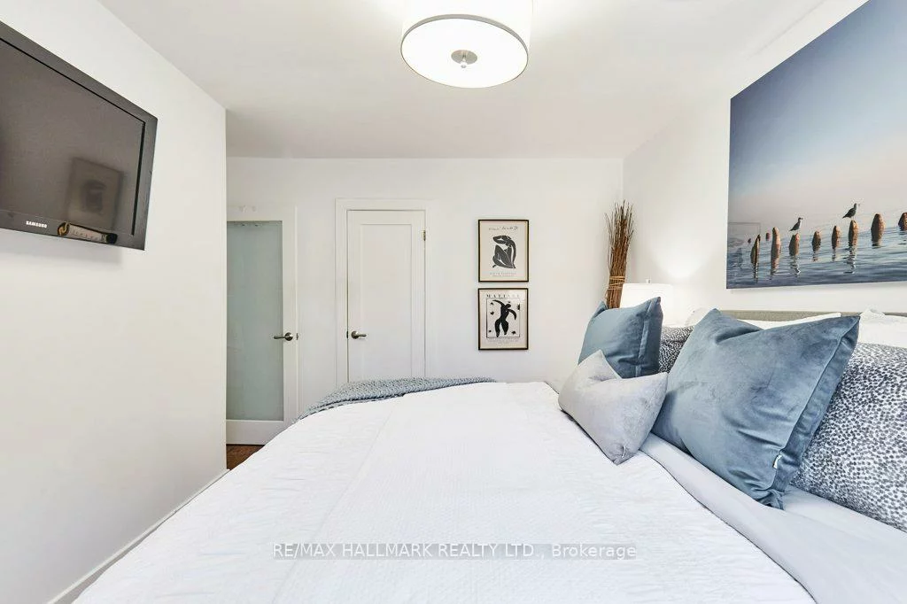 280, Manor, Mount Pleasant East, Toronto