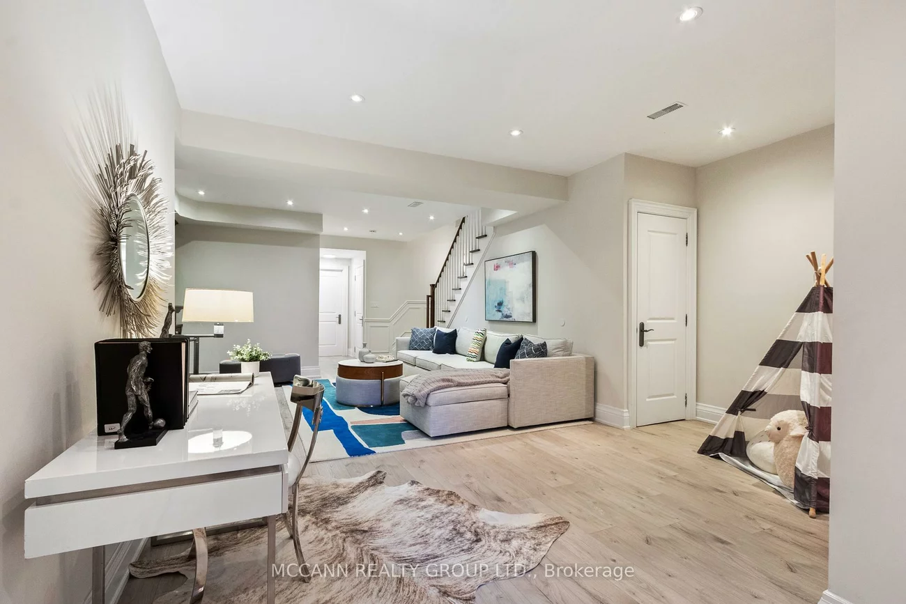 78, Chudleigh, Lawrence Park South, Toronto
