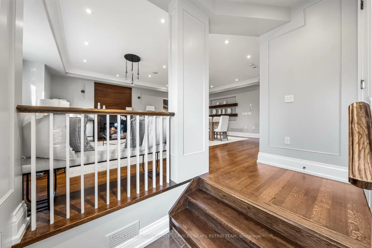 481, Broadway, Leaside, Toronto